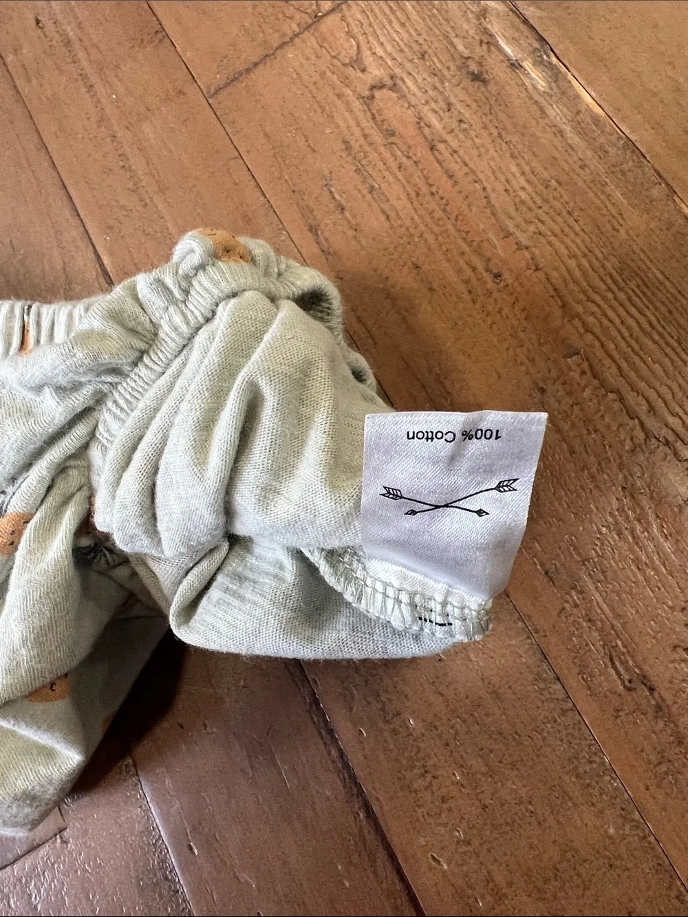 Rylee + cru gauzy cotton tank top and pineapple bloomer shorts 12-18 months